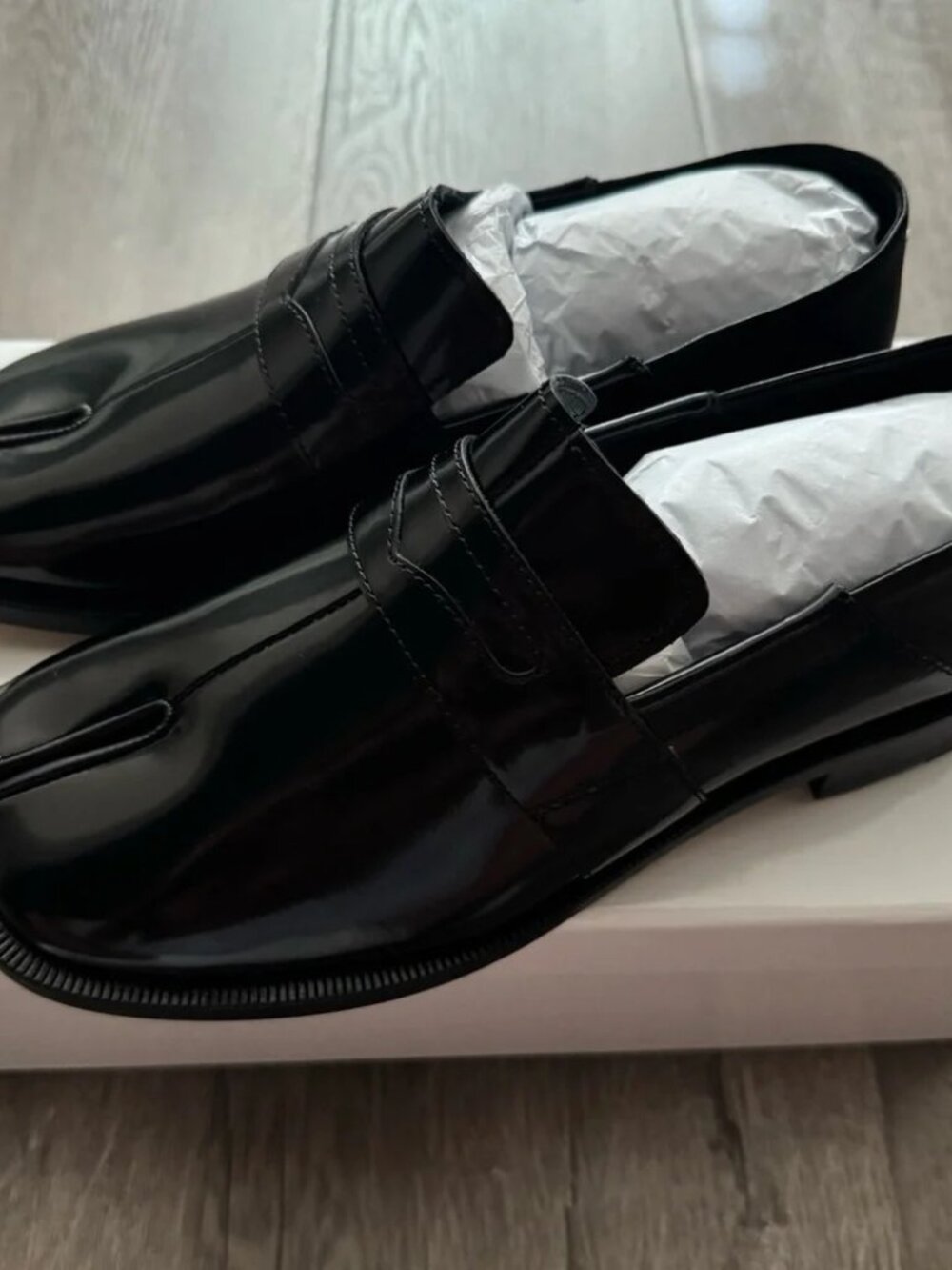 Maison Margiela Tabi Loafers - Picture 2 of 7